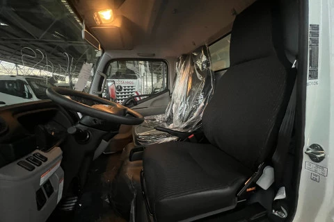 Mitsubishi Fuso Canter 3S13