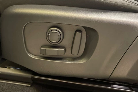 Land Rover Discovery Sport 2.0D TD4 MHEV S AWD Auto 120 kW (163 CV)