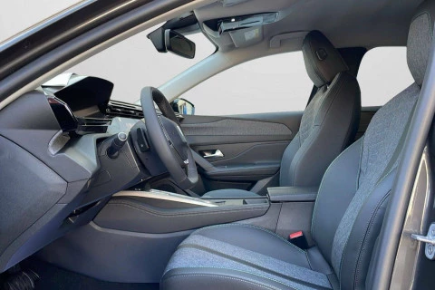 Peugeot 408 408 Allure Puretech 130 EAT8