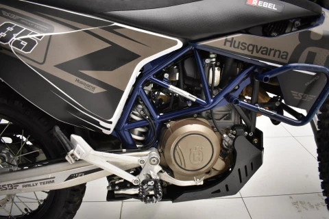 Husqvarna 701 Enduro .