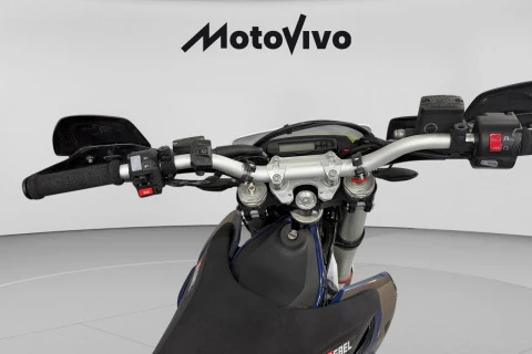 Husqvarna 701 Enduro .