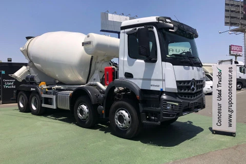 Mercedes-Benz Arocs 3740B