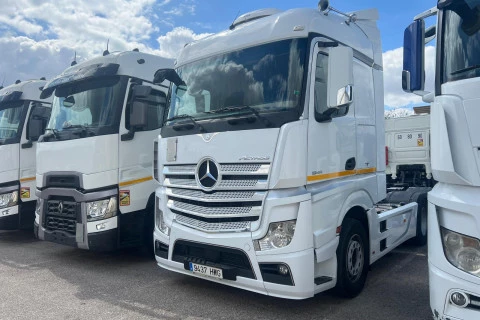 Mercedes-Benz Actros 1845 LS