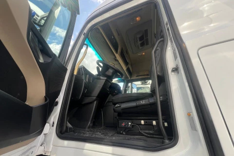 Mercedes-Benz Actros 1845 LS