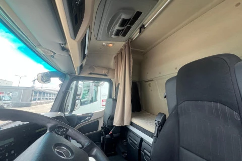 Mercedes-Benz Actros 1845 LS