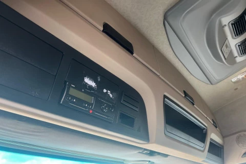 Mercedes-Benz Actros 1845 LS