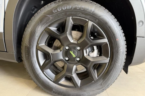 Jeep Avenger 1.2 eHybrid 4xe 107kW (145CV) Overland