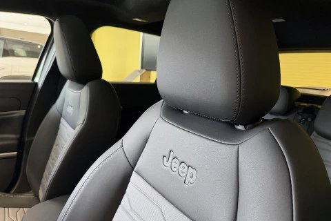 Jeep Avenger 1.2 eHybrid 4xe 107kW (145CV) Overland