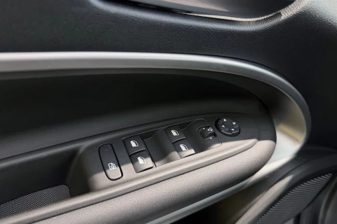 Jeep Avenger 1.2 eHybrid 4xe 107kW (145CV) Overland