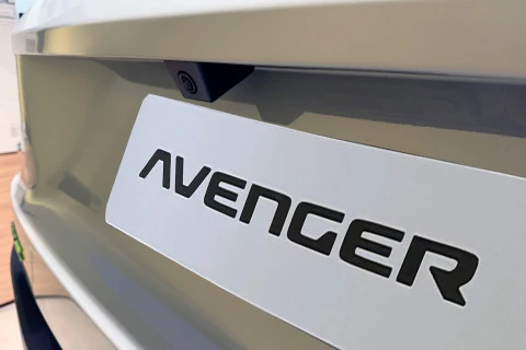 Jeep Avenger 1.2 eHybrid 4xe 107kW (145CV) Overland