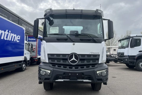 Mercedes-Benz Arocs 3240 B 8x4