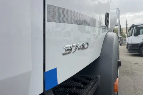 Mercedes-Benz Arocs 3240 B 8x4