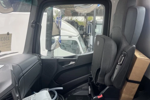 Mercedes-Benz Arocs 3240 B 8x4