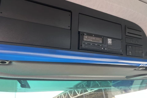 Mercedes-Benz Arocs 3240 B 8x4