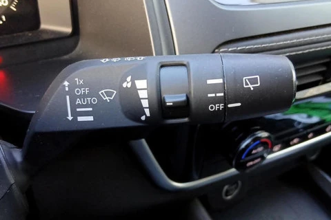 Nissan Qashqai DIG-T 103kW N-Connecta