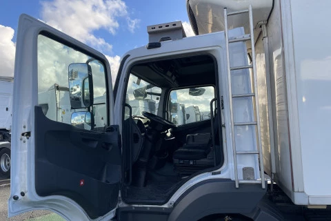 Mercedes-Benz Atego 1021