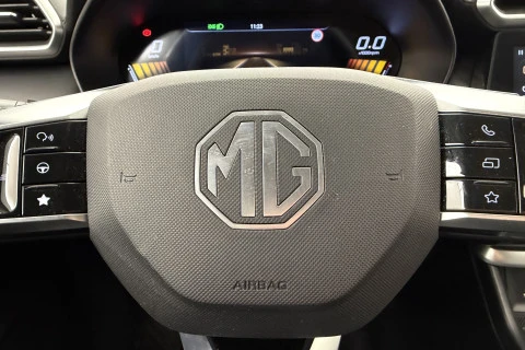 MG ZS Hybrid+ Luxury