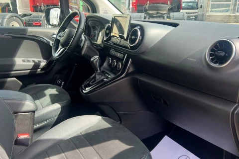 Mercedes-Benz Clase T 180 d