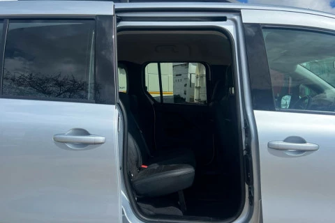 Mercedes-Benz Clase T 180 d