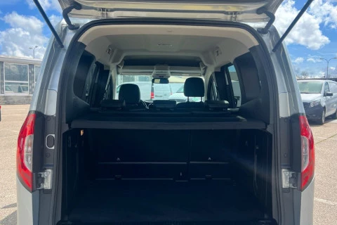 Mercedes-Benz Clase T 180 d