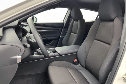 Mazda3 2.5L e-SKYACTIV G MHEV 103kW Prime-line