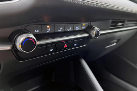 Mazda3 2.5L e-SKYACTIV G MHEV 103kW Prime-line