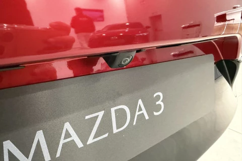 Mazda3 2.5L e-SKYACTIV G MHEV 103kW Prime-line