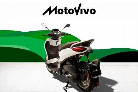 Piaggio (Vespa) beverly 300 ie 