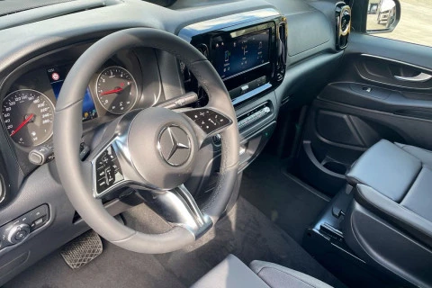 Mercedes-Benz Vito 116CDI AT 120kW Tourer Pro Extralarga