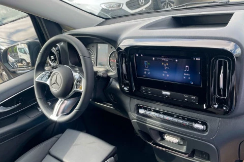 Mercedes-Benz Vito 116CDI AT 120kW Tourer Pro Extralarga