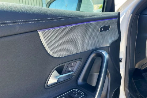 Mercedes-Benz Clase A A 180 Sedán