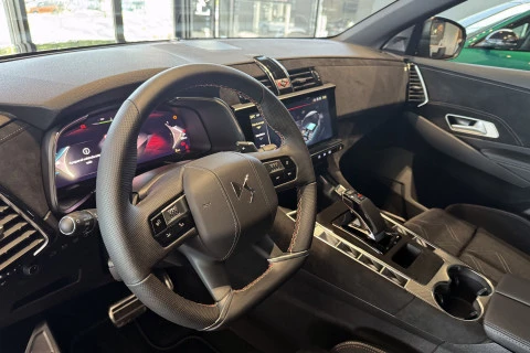 DS 7 PLUG-IN HYBRID 225 ÉDITION FRANCE