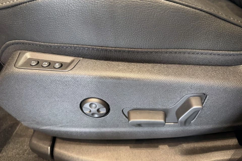 DS 7 PLUG-IN HYBRID 225 ÉDITION FRANCE