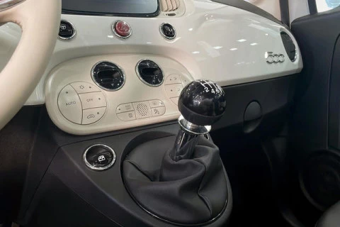 Fiat 500 1.0 Hybrid Dolcevita 51 kW (70 CV)