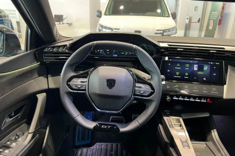 Peugeot 308 5P GT Hybrid MHEV 145 e-DCS6