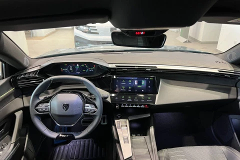 Peugeot 308 5P GT Hybrid MHEV 145 e-DCS6