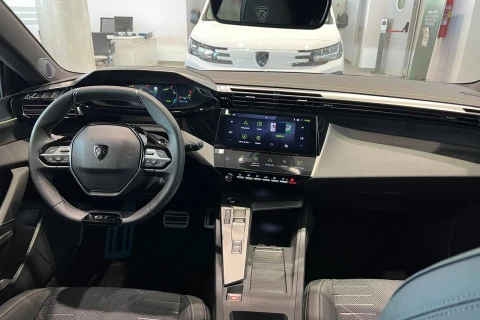 Peugeot 308 5P GT Hybrid MHEV 145 e-DCS6