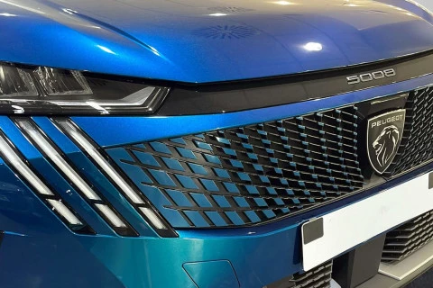 Peugeot 5008 Hybrid 1.2 107KW Allure eDCS6