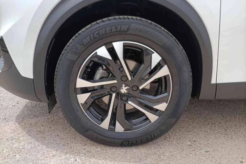 Peugeot 2008 Allure Puretech 130 S&S BVM6