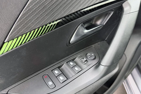 Peugeot 2008 Active Puretech 100 S&S 6 Vel. MAN