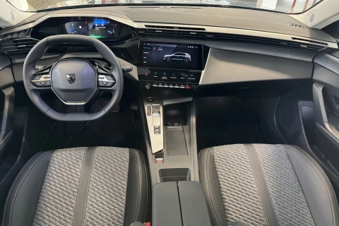 Peugeot 308 5P Allure Hybrid PHEV 195 e-DCT7