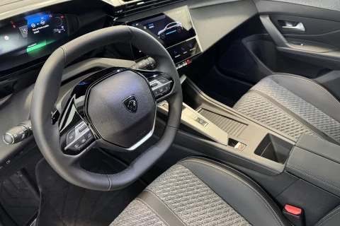 Peugeot 308 5P Allure Hybrid PHEV 195 e-DCT7