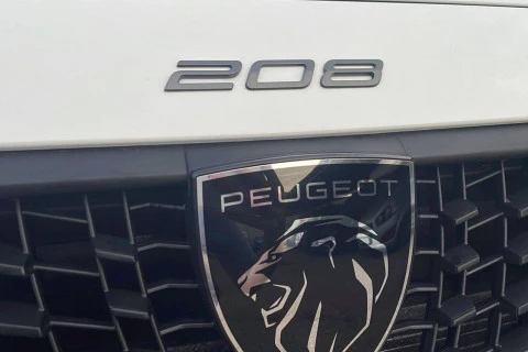 Peugeot 208 Active Puretech 100