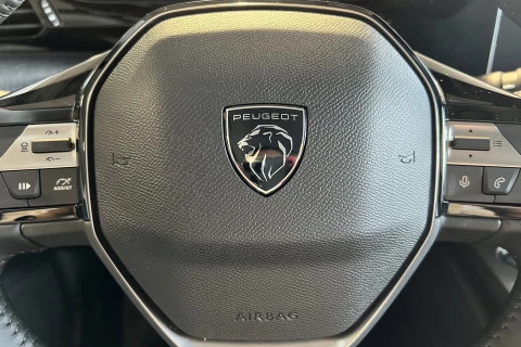 Peugeot 308 5P Allure Hybrid MHEV 145 e-DCS6