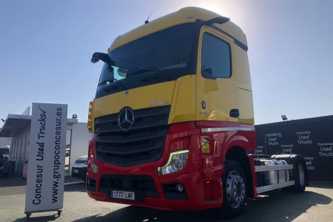 Mercedes-Benz Actros ACTROS 1845 LS