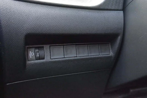 Peugeot 208 PureTech 100 Active 75 kW (100 CV)