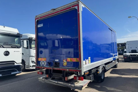 Mercedes-Benz Atego 1218  L