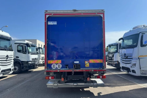 Mercedes-Benz Atego 1218  L