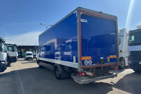 Mercedes-Benz Atego 1218  L