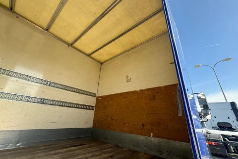Mercedes-Benz Atego 1218  L
